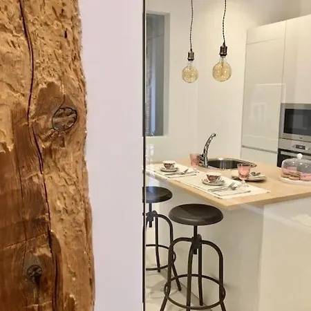 Moderno Centro Vut 09173