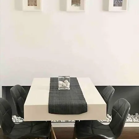 Moderno Centro Vut 09173 Apartamento *